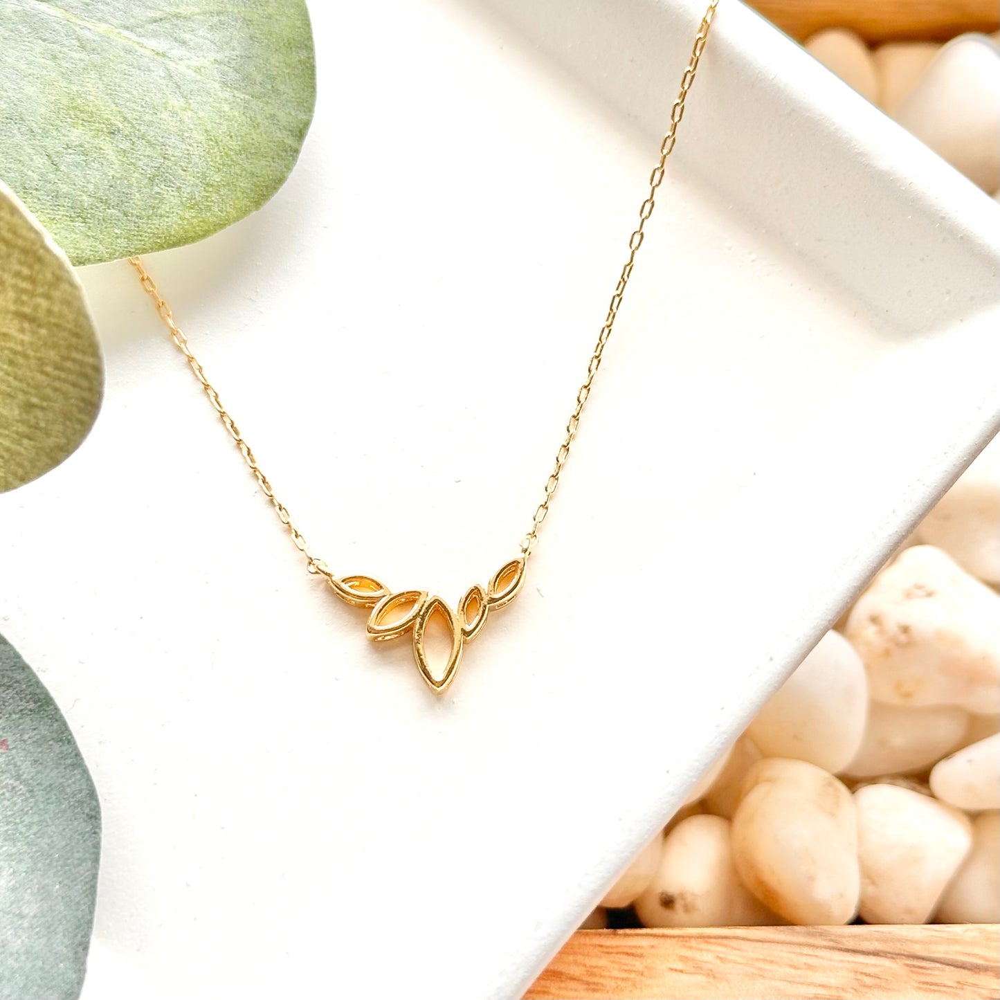 Five Leaf Necklace