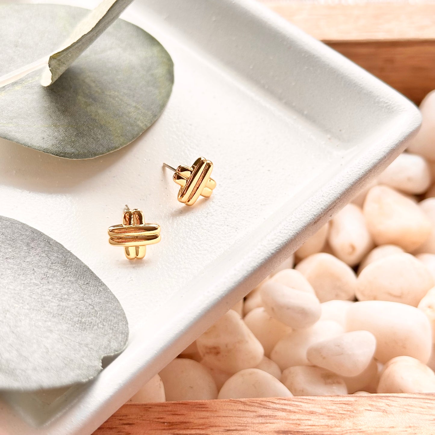 Criss Cross Stud Earrings