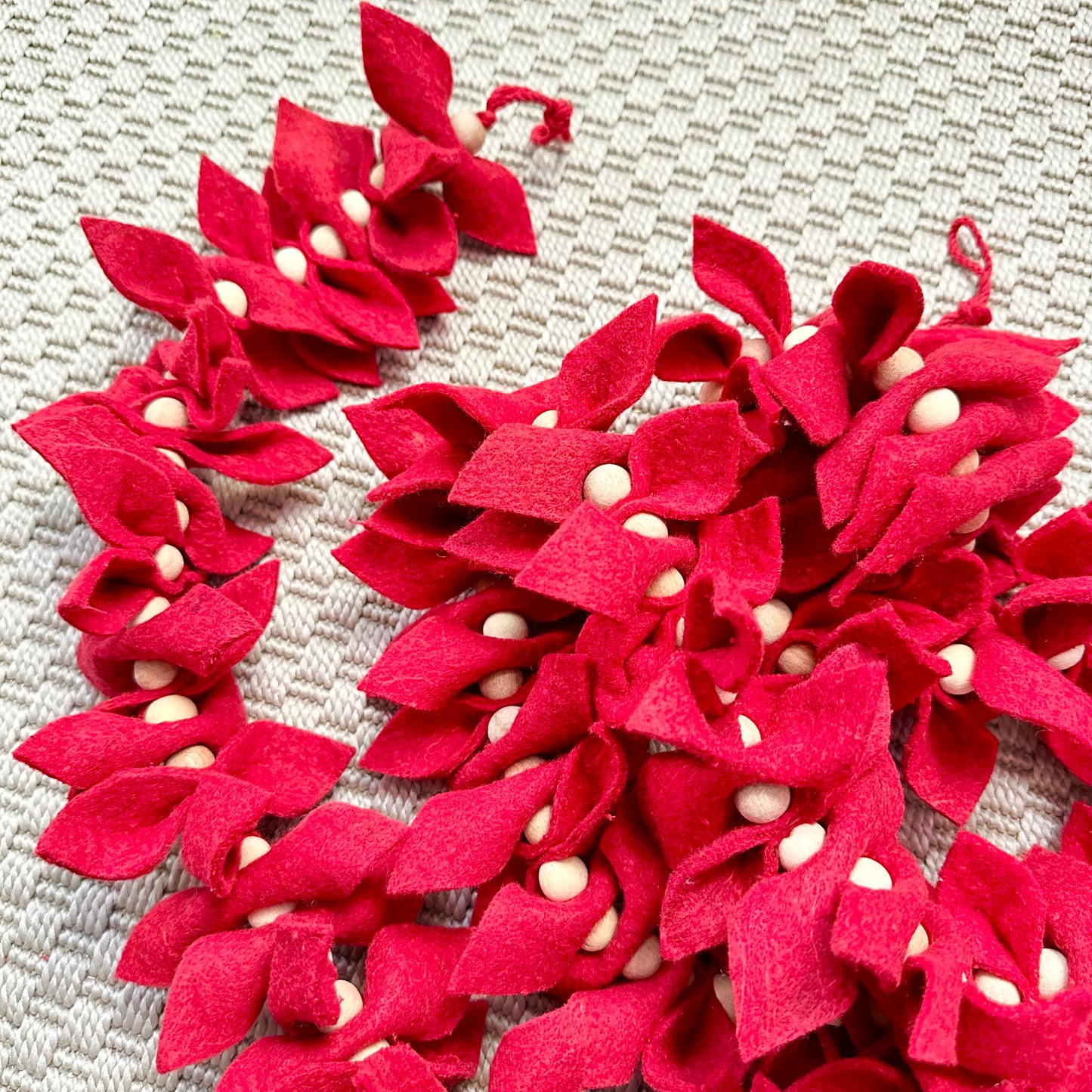 Poinsettia Garland