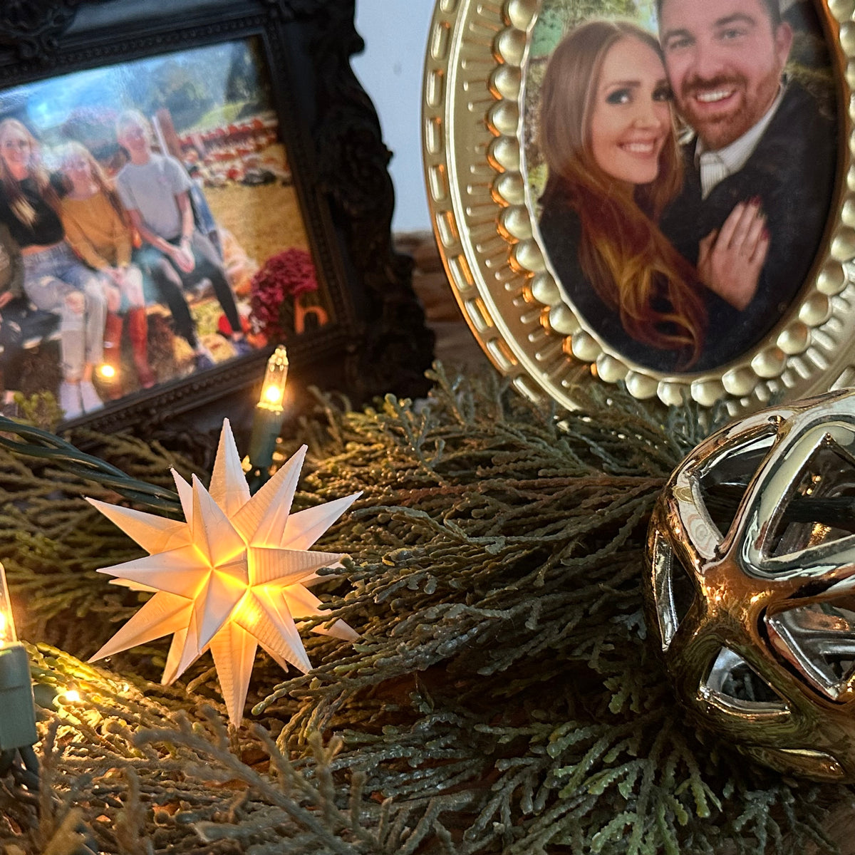 Mini Lighted Moravian Star - Battery Powered Single Star, Nativity Star