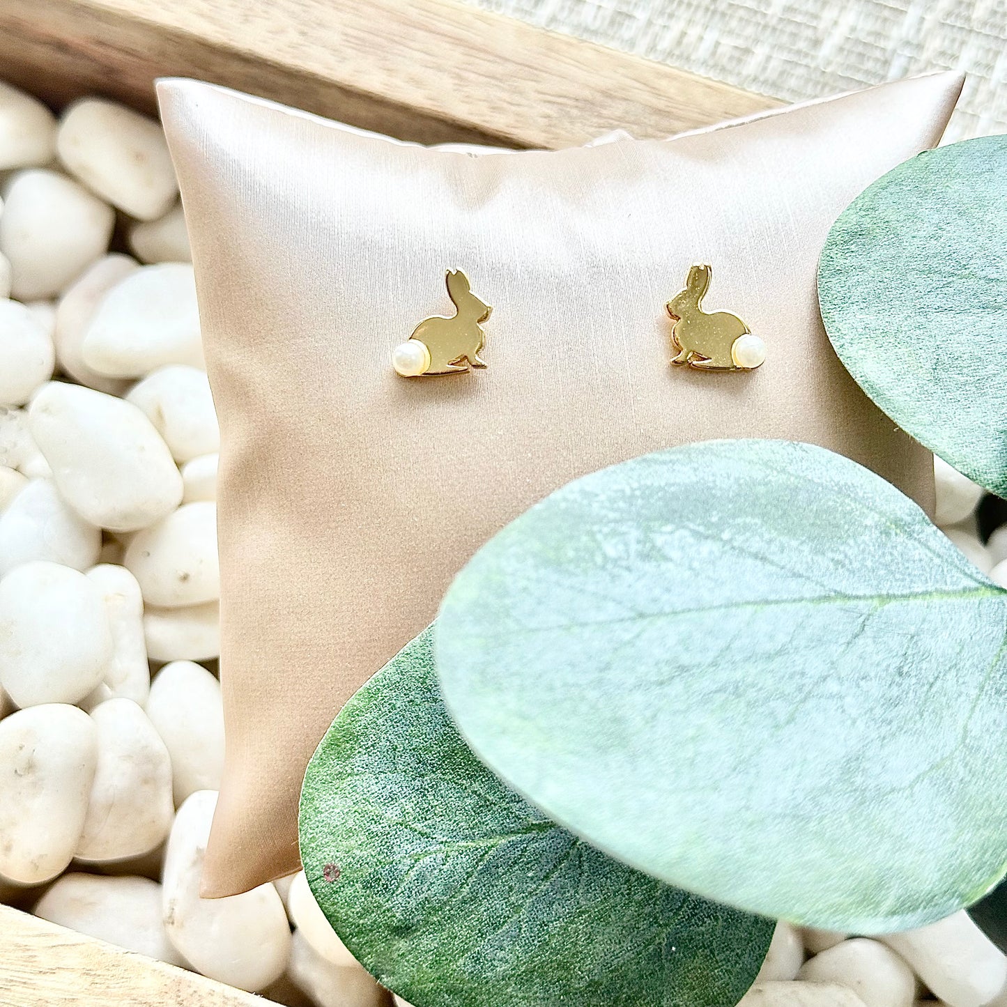 Bunny Pearl Stud Earrings