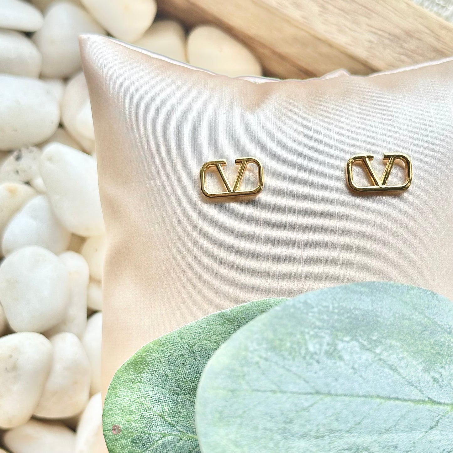 Designer V Stud Earrings