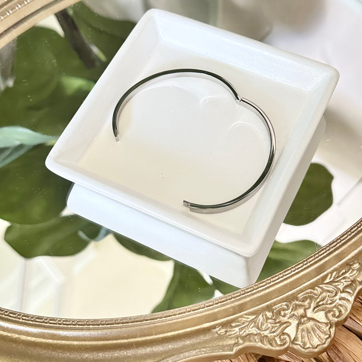Simple Bangle
