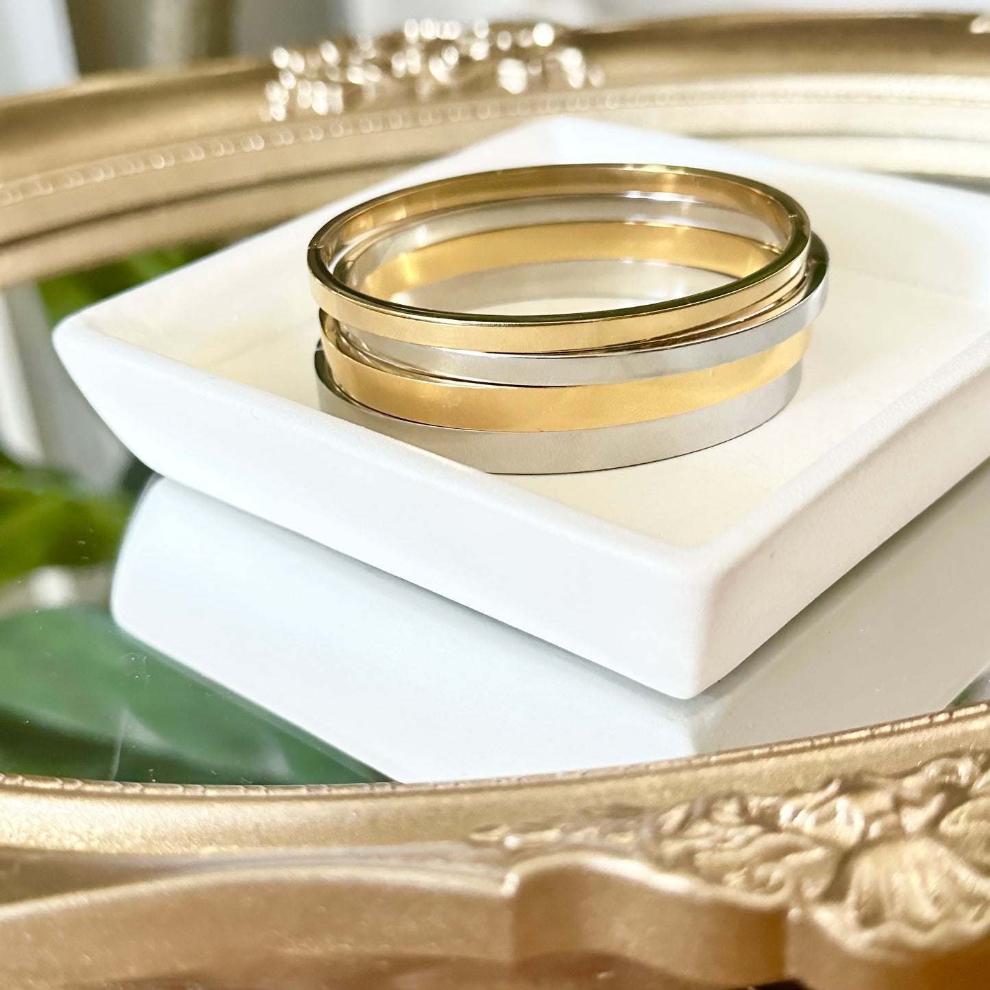 Simple Bangle